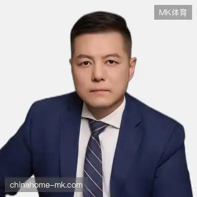 邱翔德